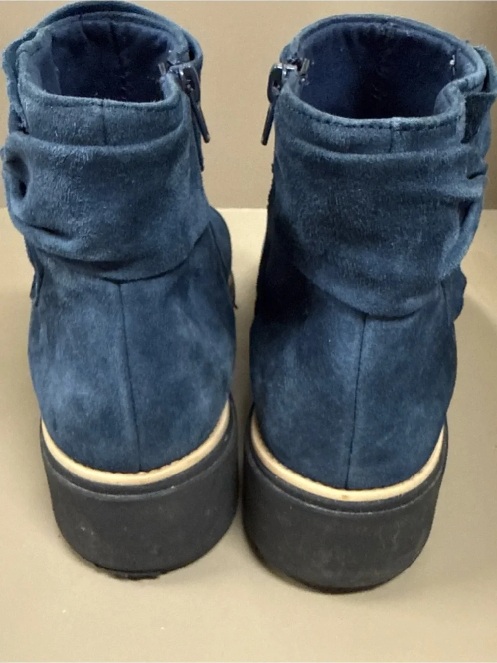 Clarks Sharon Salon Blue Suede Ankle Boots W/ Bow Side Zip Women’s Booties